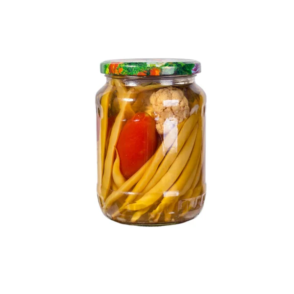 蔬菜罐头在玻璃瓶中分离的白色背景 花椰菜 西红柿 — 图库照片