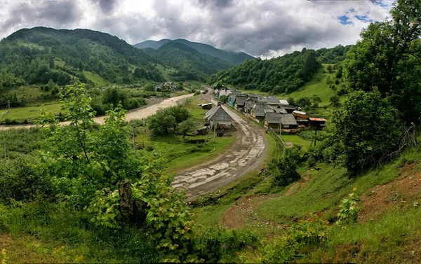 Ecotourism Rural Landscape Old Village Picturesque Place Hills Mountains Overgrown — Stock Photo, Image