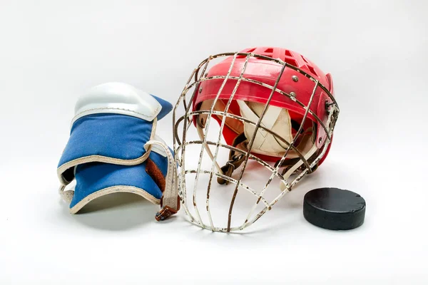 Old Hockey Helmet Gloves Puck White Background Isolated — Stock Photo, Image