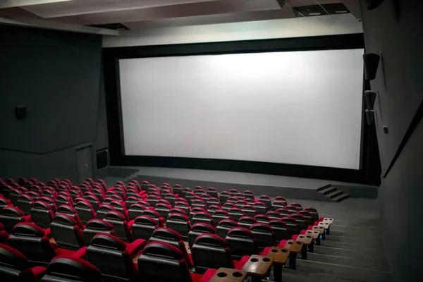 Cinema Auditorium White Screen Red Black Seats 2019 Brovary Ukraine — Stock Photo, Image