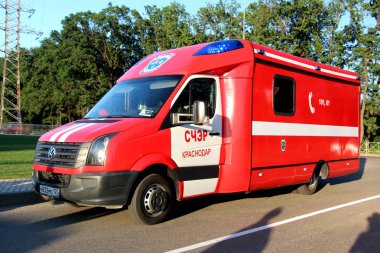 Acil müdahale özel bölümünün savaş aracı ateş/alev / Dünya Kupası Krasnodar adanmış olay sırasında görevde özel itfaiye arabası olduğunu