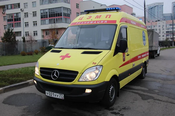 Felaket tıp, kaza mahalline geldi / yol trafik kazası Moskova'da 13 Ekim eğitim