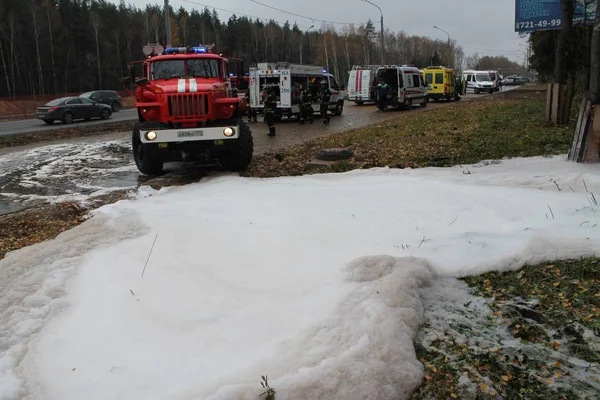 Camion Pompieri Elimina Focul Spuma Trafic Accident Formare Octombrie 2015 — Fotografie, imagine de stoc