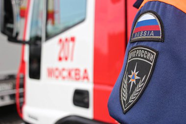 6 Haziran 2016 chevron Emercom Rusya'nın Moskova bir yangın kamyon arka planı