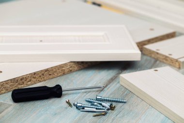 Başucu, araçları ve malzemeleri, tam çekiş topu kılavuzları ve ahşap yan montaj