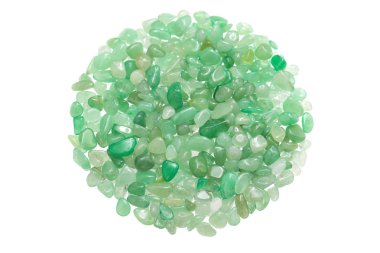 Doğal aventurine izole, yeşil kuvars çakıl, Mineral tedavisi şifa taşları