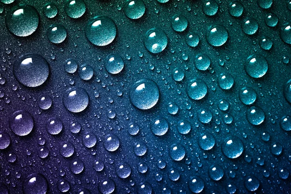 Muitas Gotas Água Salpicadas Fundo Azul Verde Brilhante Abstrato Gotas — Fotografia de Stock