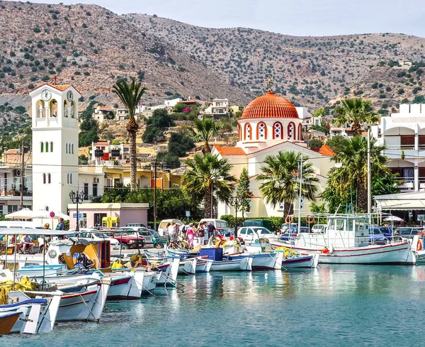 Liman şehri Elounda Girit Adası. Yunanistan