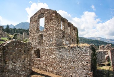 Bir evde Mystras Antik şehir kalıntıları
