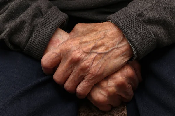 Old age. Hands of an old man