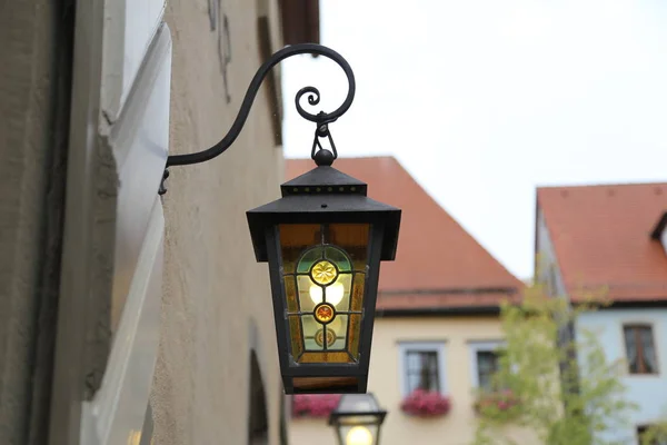 street lamp  /  old street lamp