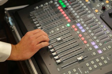 ses karıştırıcı denetimi, electornic aygıt için donatım