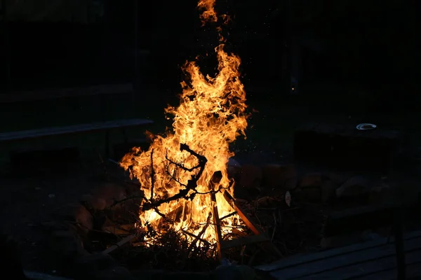 Hoguera Una Noche Verano —  Fotos de Stock