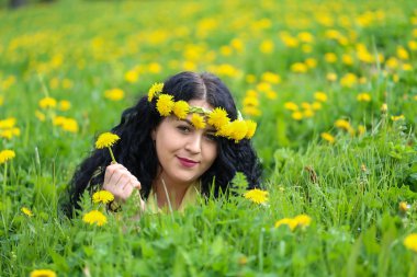 Genç bir kızın portresi