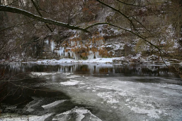 Jagst Allemagne en hiver. Rivière gelée — Photo