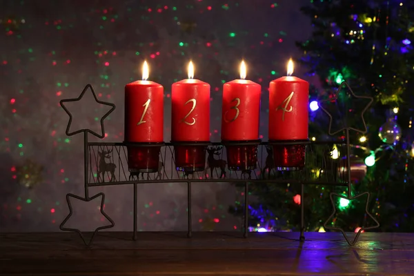 Advent is een seizoen waargenomen in vele westelijke christelijke kerken — Stockfoto