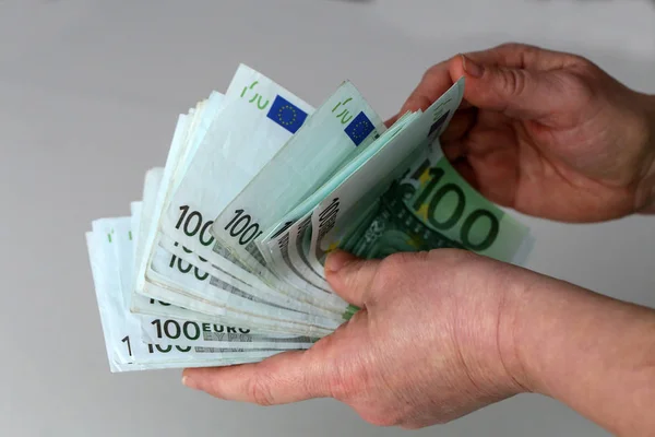 Persoon Met Geld Hand Wit Backround — Stockfoto