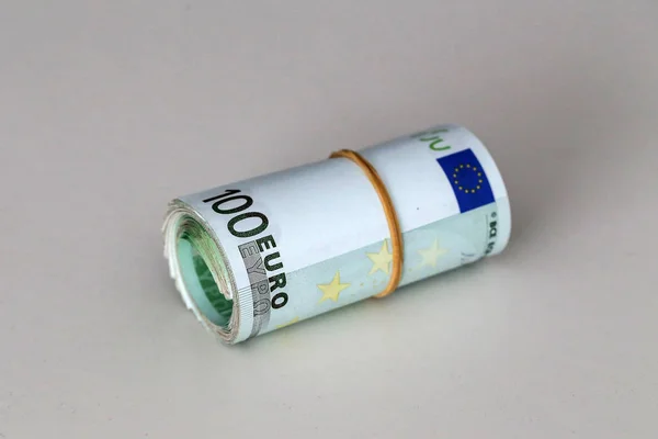 Billetes Por Valor 100 Euros Están Sobre Mesa —  Fotos de Stock