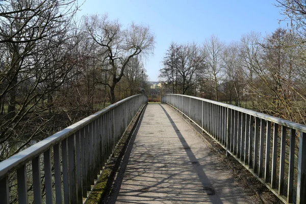 Przepiękne Mosty Dla Pieszych Parku — Zdjęcie stockowe