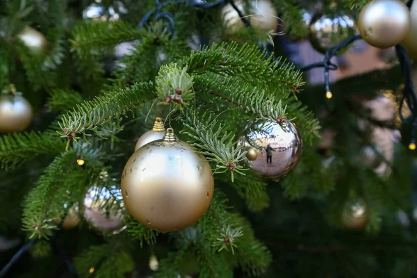 Choinka Jest Ubrani Górę Wakacje Christmas — Zdjęcie stockowe