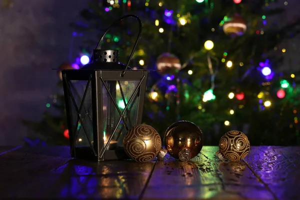 Weihnachtskomposition Mit Geschmücktem Weihnachtsbaum Hintergrund — Stockfoto