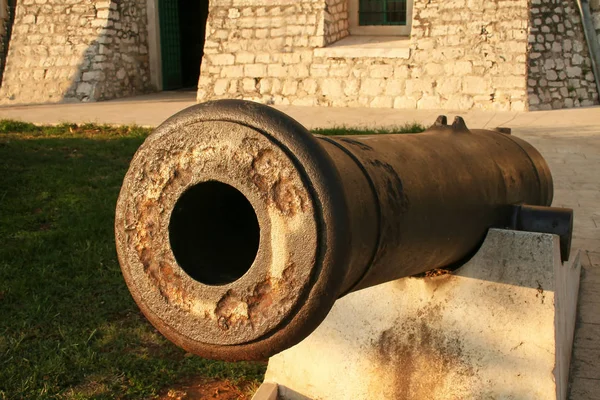 Gamla Kanonen Den Staden Sibenik Kroatien — Stockfoto