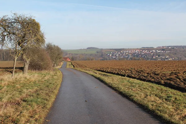 Vägen Genom Landsbygdens Landskap — Stockfoto