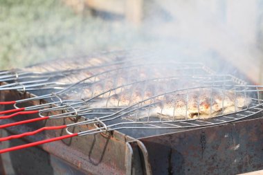Izgara balıklar, yakın çekim