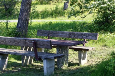 Otoparkta dinlenecek bir yer