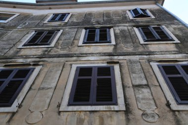 Kepenkli pencereler - Kepenkli eski evler