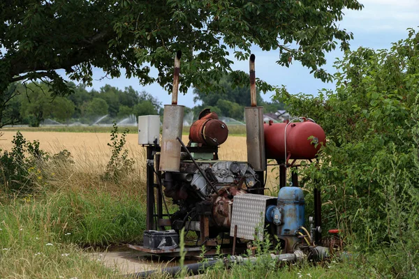 Bomba de agua para riego de campos en agricultura —  Fotos de Stock