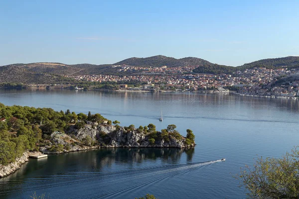 Hırvatistan Sibenik Kenti Yakınlarındaki Anthony Kanalı — Stok fotoğraf