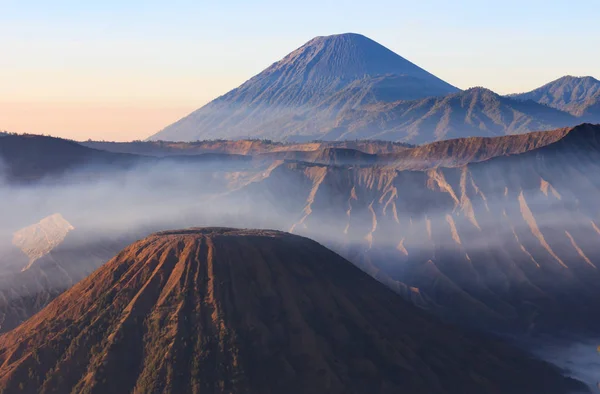 Gunung Bromo, Java, Endonezya sabah shot