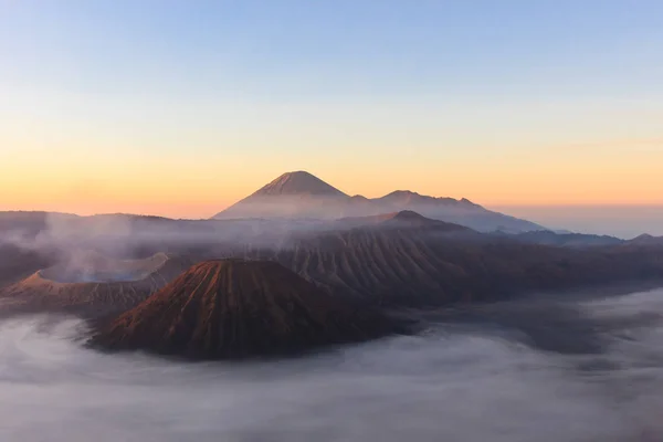 Gunung Bromo, Java, Endonezya sabah shot