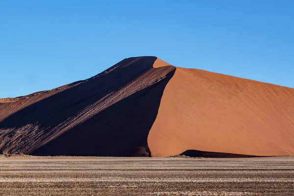 Namib Çölü, Namibya 'da günbatımında kum 45 numara.