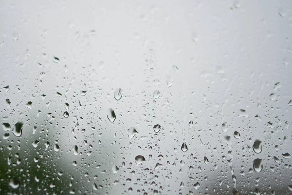 Дощ Осіння Погода Вікном Краплі Води Склі Розмитому Тлі Романтична — стокове фото