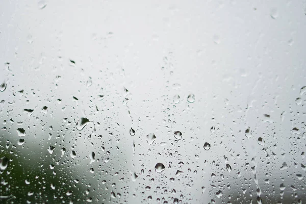 Deštivé Podzimní Počasí Oknem Kapky Vody Skle Rozostřeného Pozadí Romantický — Stock fotografie