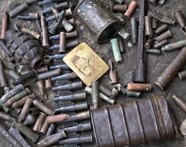 Silah kupa askerlik geçmişi. Almanya İkinci Dünya Savaşı ile SSCB ve Avrupa ülkeleri. Bir kemer tokası tarihinde Sovyetler Birliği arması.