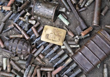 Silah kupa askerlik geçmişi. Almanya İkinci Dünya Savaşı ile SSCB ve Avrupa ülkeleri. Bir kemer tokası tarihinde Sovyetler Birliği arması.