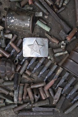 Silah kupa askerlik geçmişi. Almanya İkinci Dünya Savaşı ile SSCB ve Avrupa ülkeleri. Bir kemer tokası tarihinde Sovyetler Birliği arması.