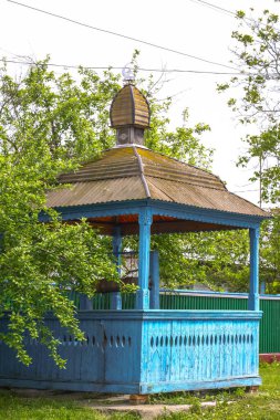 SSCB zamanının Ağacı. Çardak. Ukrayna 'da ya da Rusya' da çatıda silah ceketi