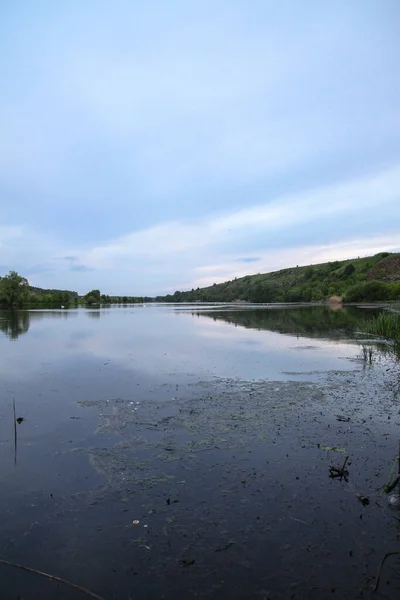 Hermoso Río Las Tierras Altas Verano Lago Una Reserva Parque —  Fotos de Stock