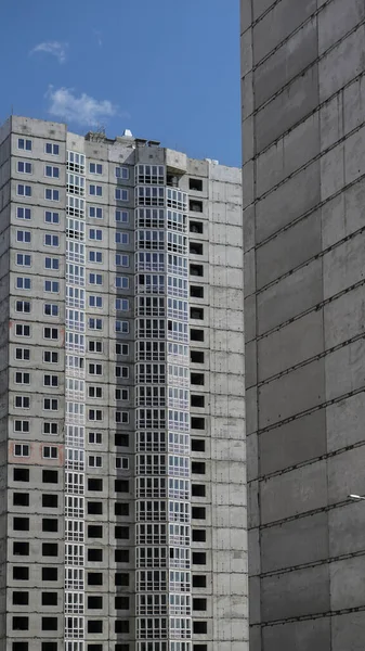 Grande Sítio Construção Contexto Céu Azul Brick Edifício Apartamentos Tema — Fotografia de Stock