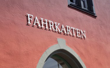 Fahrkarten Verkaufsstelle Schild Deutschland