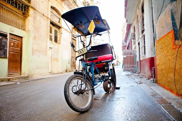 Havana Cuba December 2016 Dog Bicycle Taxi Old Havana Cuba — Stock Photo, Image