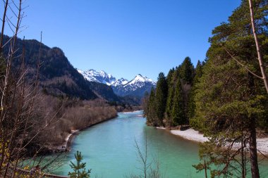 Lech Nehri Bavyera Alpleri'nde, Almanya