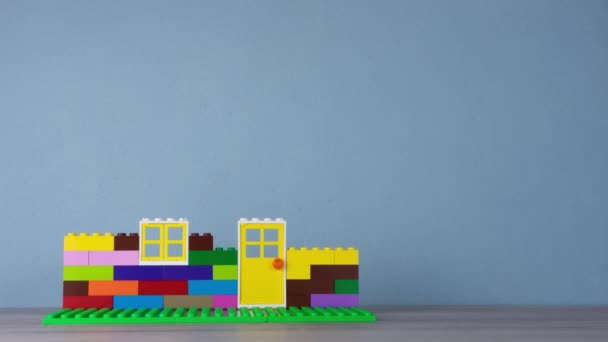 Stop Motion house built from blocks — Stock Video