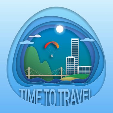 Seyahat amblemi zamanı. Deniz tatil kasabası, köprü, deniz, dağlar ve gökyüzünde yamaç paraşütü. Kağıt kesim stilinde turist etiketi illüstrasyonu.