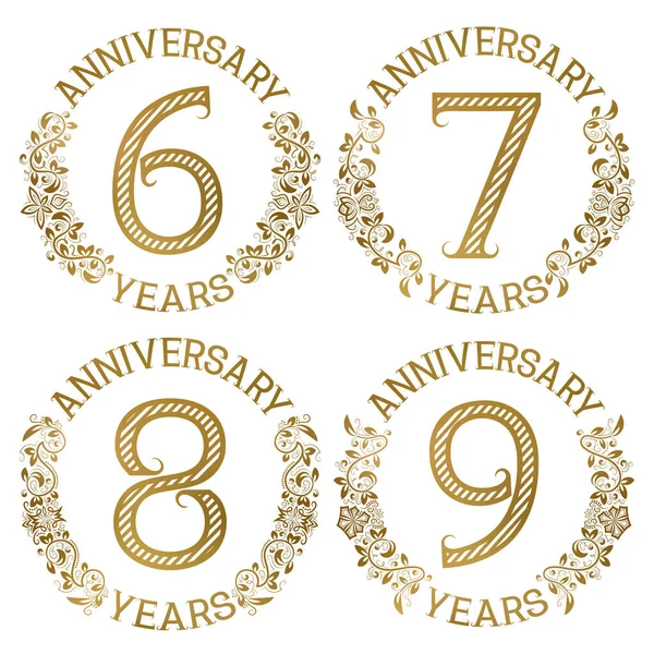 Conjunto Emblemas Aniversario Oro Sexto Séptimo Octavo Noveno Año Signos — Vector de stock