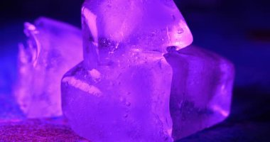 Makro - Renkli Buz Küpleri